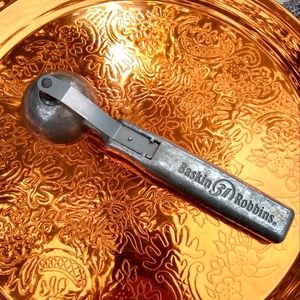 Vintage Baskin Robbins 31 Flavors Ice Cream Scoop